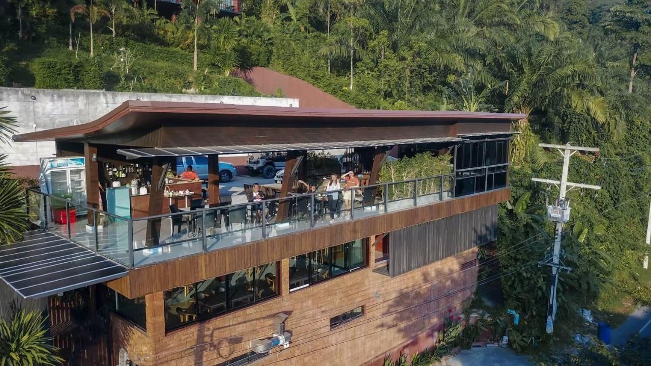 Blue Mountain Phangnga Resort Exterior photo